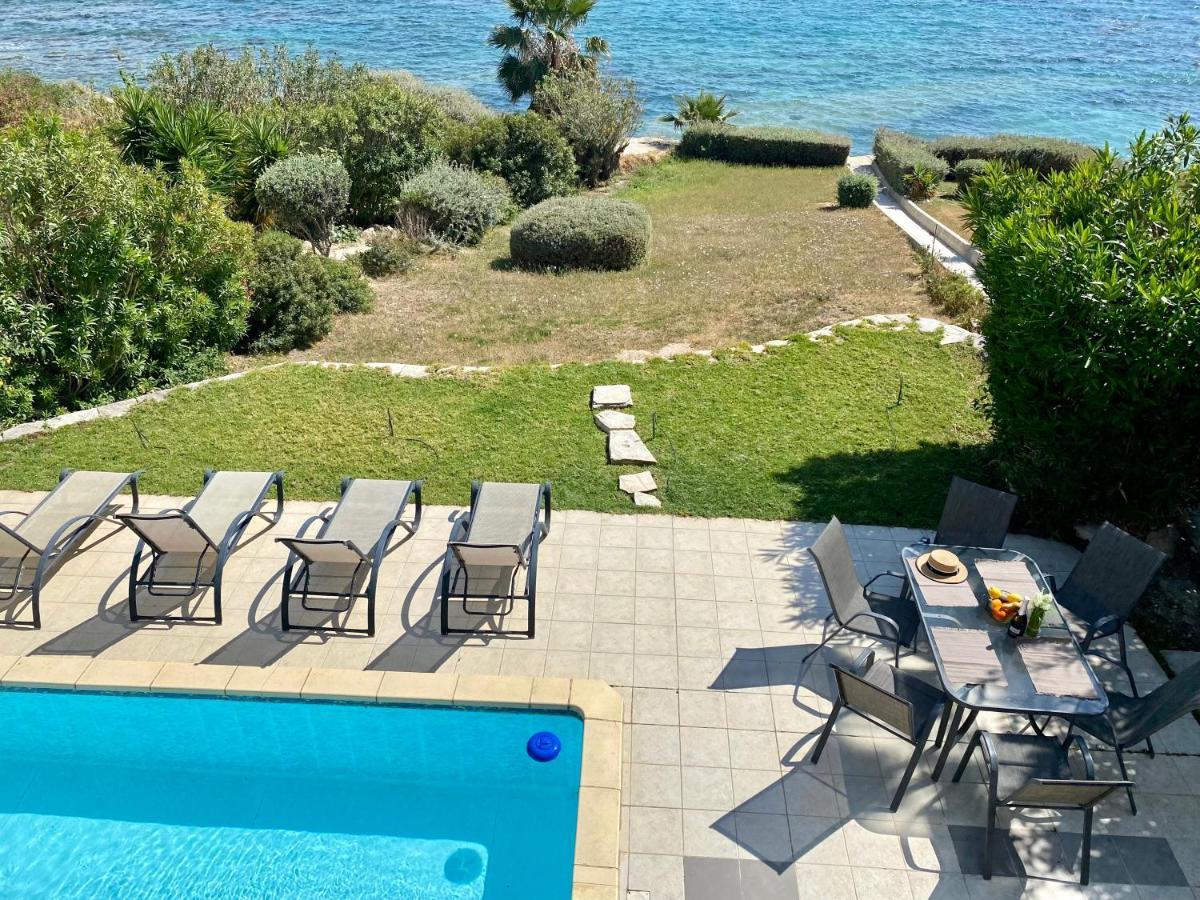 Amazing Front Line Villa In Coral Bay Peyia Esterno foto