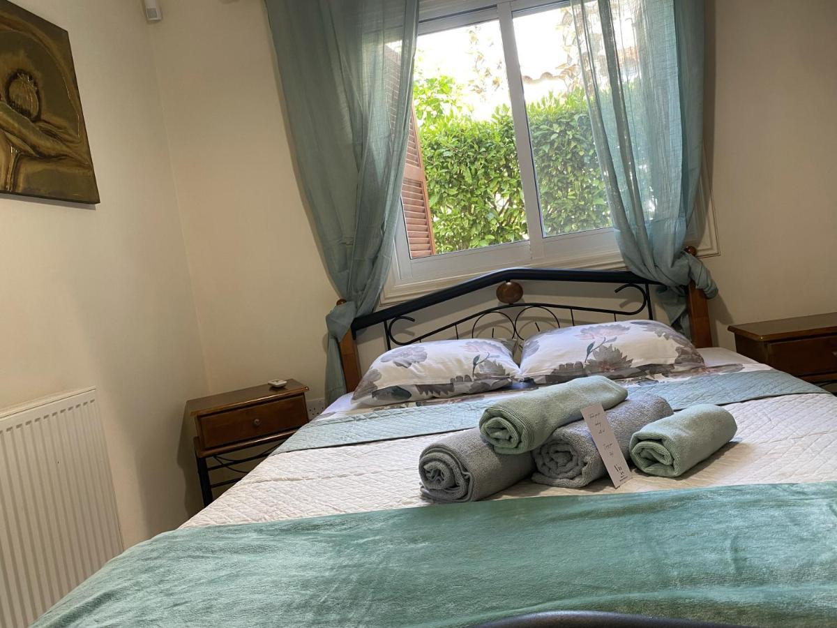 Amazing Front Line Villa In Coral Bay Peyia Esterno foto